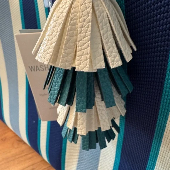 NWT Antonio Melani - Picture 3 of 13